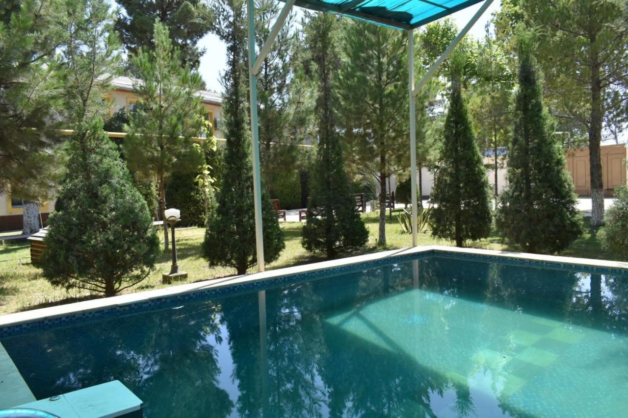 Admiral Hotel เทอร์เมซ ภายนอก รูปภาพ